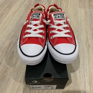 Red Shoreline Converse 7.5 in box